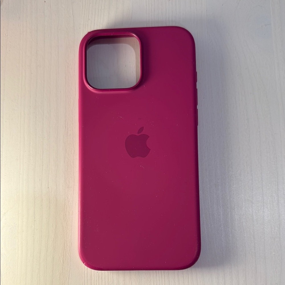 iPhone 16 Pro Max Silicone Case Fuchsia